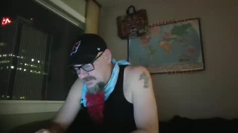 Snapshot of gregrev chatting on 01/16/25, 01:27 gregrev online show from 01/16/25, 01:27