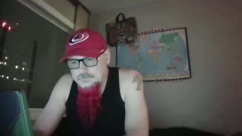 Snapshot of gregrev chatting on 01/29/25, 01:48 gregrev online show from 01/29/25, 01:48