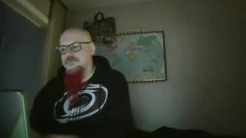 Snapshot of gregrev chatting on 02/09/25, 01:11 gregrev online show from 02/09/25, 01:11