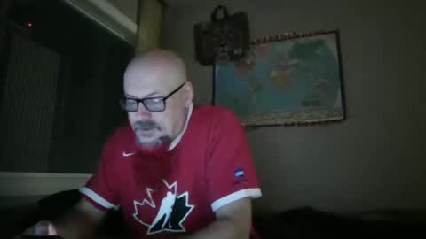 Snapshot of gregrev chatting on 02/16/25, 04:09 gregrev online show from 02/16/25, 04:09