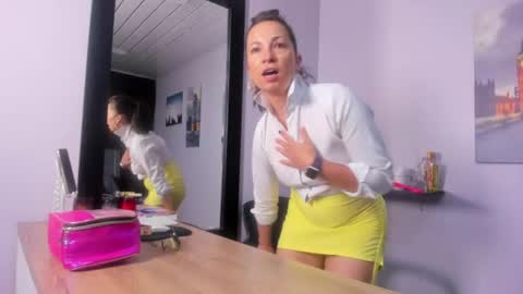 Snapshot of greta_borbon chatting on 07/03/26, 11:27 Greta online show from 07/03/26, 11:27