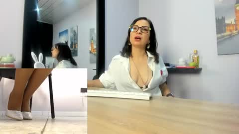 Snapshot of greta_borbon chatting on 07/07/26, 11:36 Greta online show from 07/07/26, 11:36