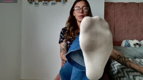 Snapshot of greta_miss chatting on 04/08/26, 06:19 Emmy online show from 04/08/26, 06:19