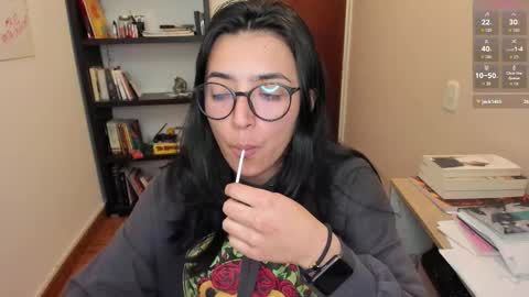 Snapshot of gretagat chatting on 09/14/25, 05:06 Greta online show from 09/14/25, 05:06