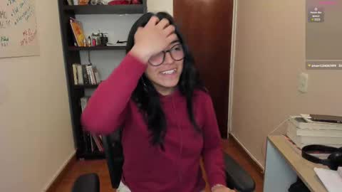 Snapshot of gretagat chatting on 10/06/25, 02:31 Greta online show from 10/06/25, 02:31