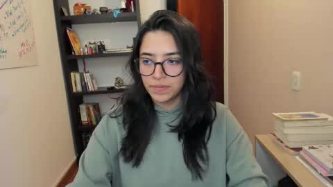 Snapshot of gretagat chatting on 10/18/25, 11:38 Greta online show from 10/18/25, 11:38