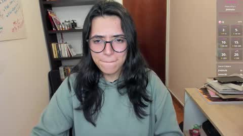 Greta online show from 12/03/25, 06:43