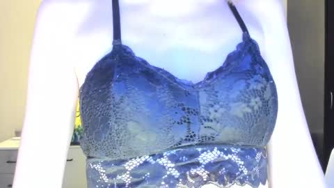 Snapshot of gretamiln chatting on 12/06/24, 10:19 Greta online show from 12/06/24, 10:19