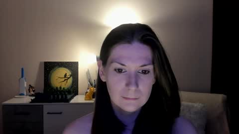 Snapshot of gretamiln chatting on 09/27/25, 08:47 Greta online show from 09/27/25, 08:47