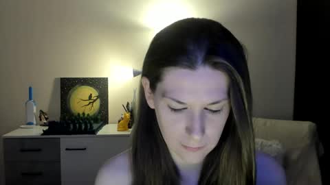 Snapshot of gretamiln chatting on 10/09/25, 06:39 Greta online show from 10/09/25, 06:39