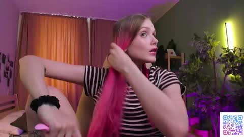 Snapshot of gretchen_mol chatting on 03/14/26, 07:36 gretchen_mol online show from 03/14/26, 07:36