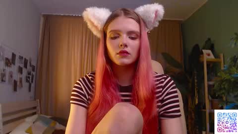 Snapshot of gretchen_mol chatting on 03/20/26, 07:35 gretchen_mol online show from 03/20/26, 07:35