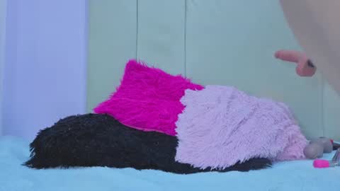 Snapshot of grettel_ramiirez chatting on 06/20/26, 02:25 Marcela online show from 06/20/26, 02:25