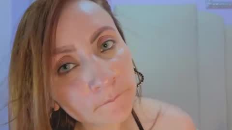 Snapshot of grettel_ramiirez chatting on 07/16/26, 12:38 Marcela online show from 07/16/26, 12:38