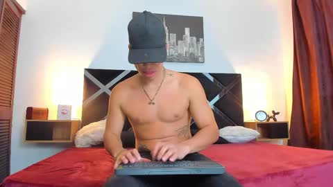 Benjamin online show from 04/23/26, 01:02