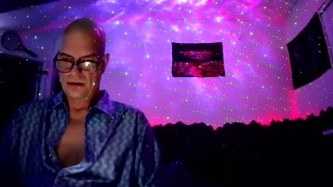 Snapshot of greyfox311 chatting on 01/01/25, 10:00 NickVegas online show from 01/01/25, 10:00