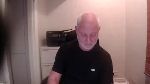 Snapshot of greyfox_6000 chatting on 12/09/24, 07:39 greyfox_6000 online show from 12/09/24, 07:39