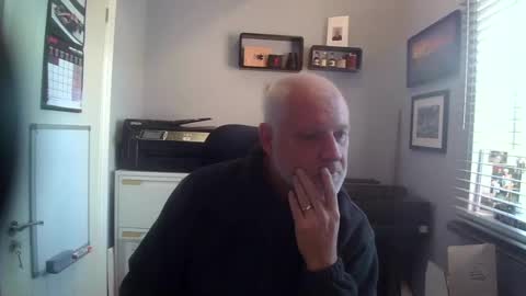 Snapshot of greyfox_6000 chatting on 03/04/25, 09:18 greyfox_6000 online show from 03/04/25, 09:18