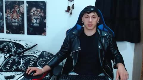 griego01 online show from 03/03/25, 02:36