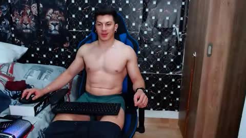 griego01 online show from 12/17/25, 01:33