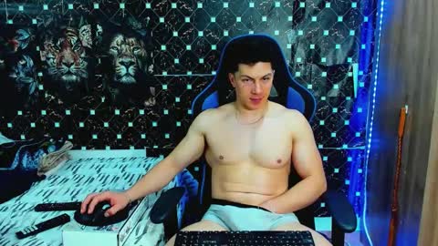 Snapshot of griego01 chatting on 06/09/26, 04:24 griego01 online show from 06/09/26, 04:24