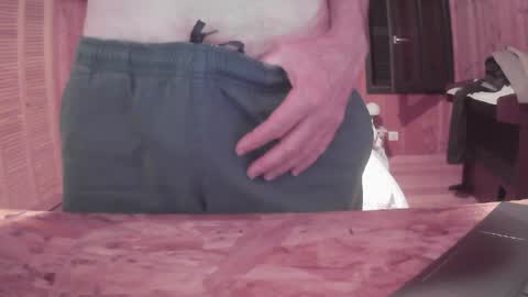 Snapshot of grimbergen123 chatting on 05/25/26, 08:26 Grim online show from 05/25/26, 08:26