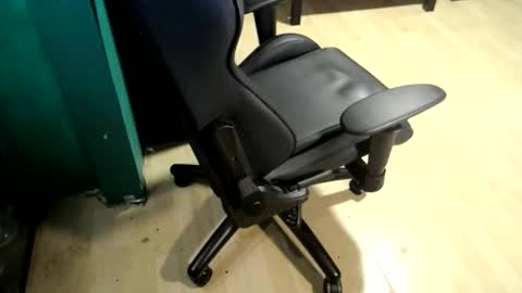 Snapshot of gripthat88 chatting on 04/09/26, 06:13 gripthat88 online show from 04/09/26, 06:13