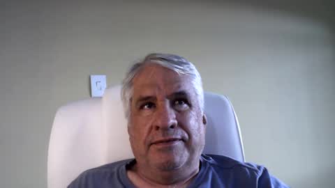 grisa01 online show from 01/24/25, 07:49