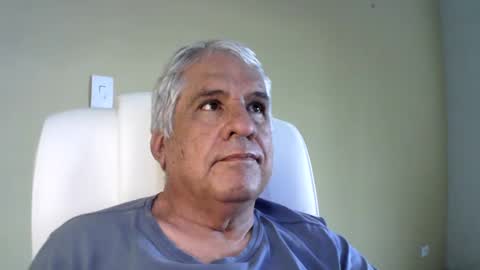 grisa01 online show from 02/04/25, 06:27