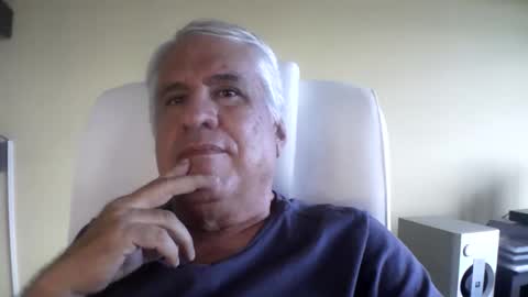 grisa01 online show from 11/19/25, 07:58