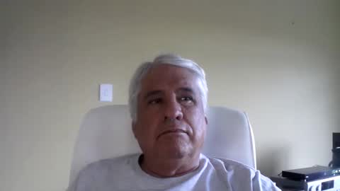 grisa01 online show from 11/23/25, 01:44