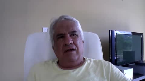 Snapshot of grisa01 chatting on 04/04/26, 04:48 grisa01 online show from 04/04/26, 04:48