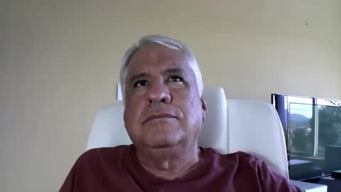 Snapshot of grisa01 chatting on 04/28/26, 12:32 grisa01 online show from 04/28/26, 12:32