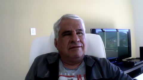 Snapshot of grisa01 chatting on 06/21/26, 02:19 grisa01 online show from 06/21/26, 02:19