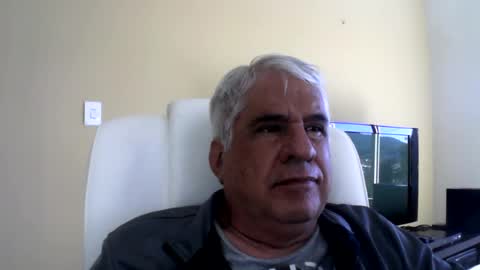 Snapshot of grisa01 chatting on 06/22/26, 01:41 grisa01 online show from 06/22/26, 01:41