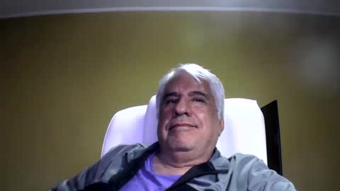 Snapshot of grisa01 chatting on 08/01/26, 11:14 grisa01 online show from 08/01/26, 11:14