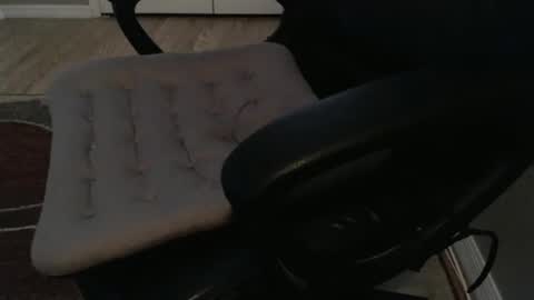 Snapshot of griz01 chatting on 03/12/26, 04:46 griz01 online show from 03/12/26, 04:46