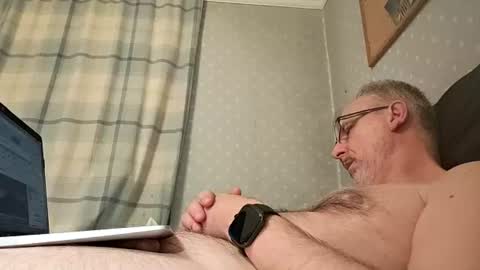 Snapshot of grossebite4444 chatting on 06/13/26, 11:57 grossebite4444 online show from 06/13/26, 11:57