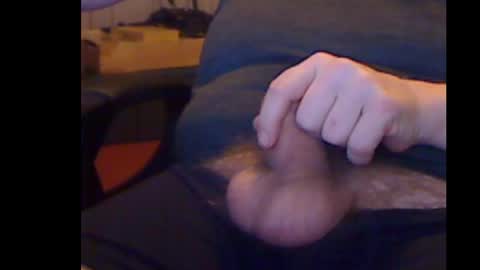 Snapshot of gruhahn chatting on 11/25/25, 05:18 DankMess online show from 11/25/25, 05:18