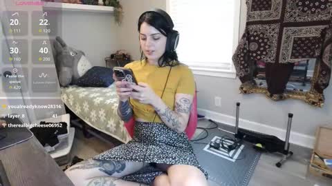 Snapshot of grumpytwo chatting on 03/09/26, 09:19 grumpytwo online show from 03/09/26, 09:19