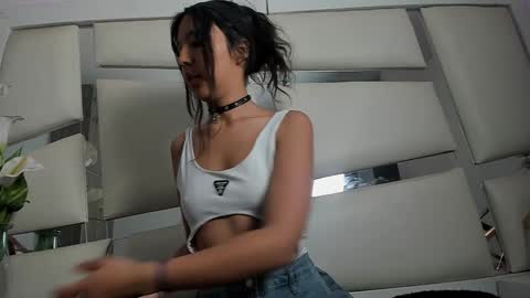 Snapshot of grupojade chatting on 02/07/25, 12:20 grupojade online show from 02/07/25, 12:20