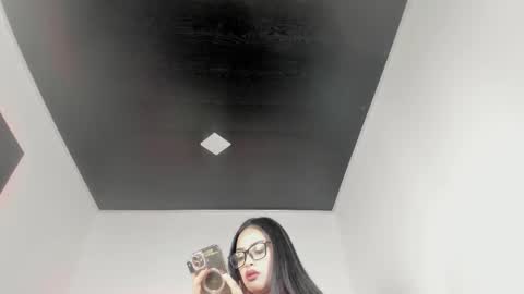 Snapshot of grupojade chatting on 12/04/25, 07:06 grupojade online show from 12/04/25, 07:06