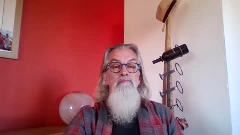 Grybear online show from 10/30/25, 08:27