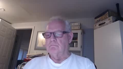Horny Daddy online show from 05/23/26, 11:03