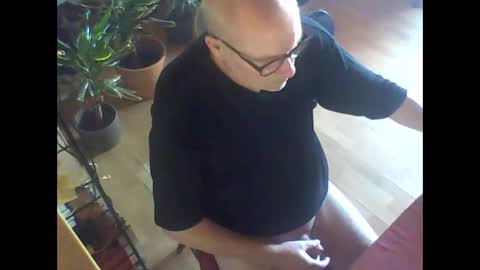 Snapshot of gssikstyfor chatting on 09/28/25, 10:09 Guido online show from 09/28/25, 10:09