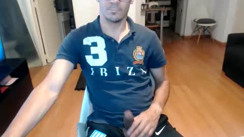 Snapshot of guachin_new chatting on 06/01/26, 10:33 guachin_new online show from 06/01/26, 10:33
