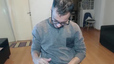 Snapshot of guachin_new chatting on 06/03/26, 02:03 guachin_new online show from 06/03/26, 02:03