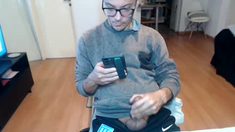 Snapshot of guachin_new chatting on 07/09/26, 10:36 guachin_new online show from 07/09/26, 10:36