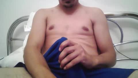 Snapshot of guapete_21x chatting on 10/13/25, 07:03 guapete 21x online show from 10/13/25, 07:03