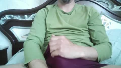 Snapshot of guapete_21x chatting on 04/01/26, 10:05 guapete 21x online show from 04/01/26, 10:05